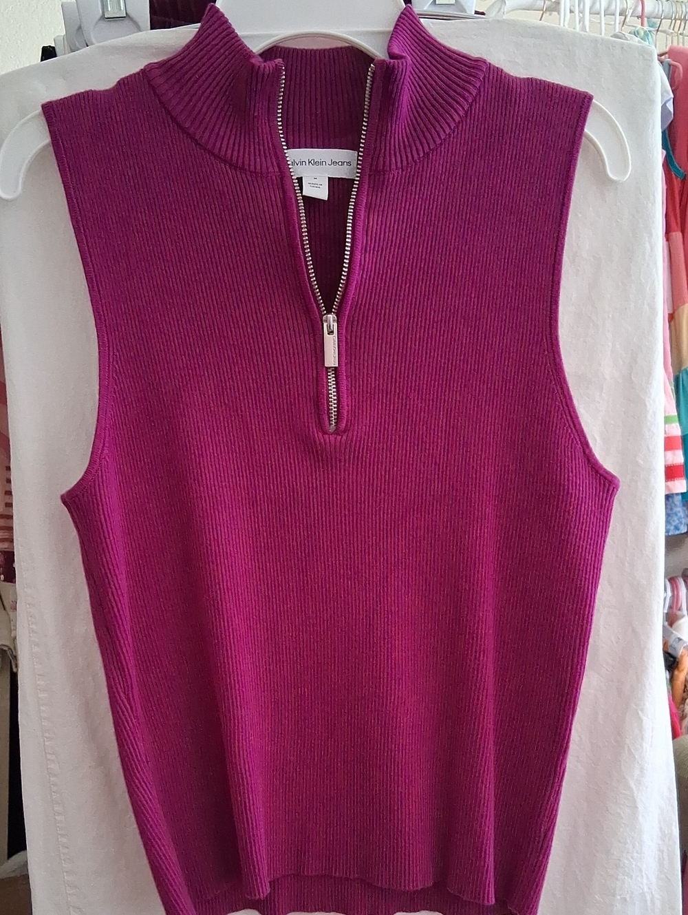 Calvin Klein Jeans Women's Magenta Ribbed Zip Mock Neck Tank